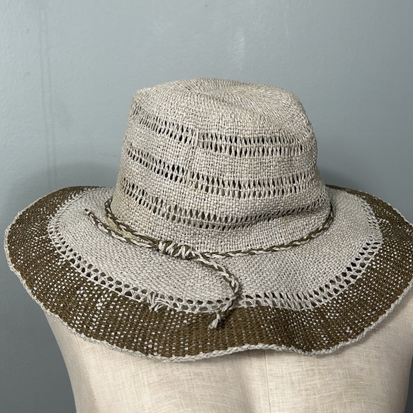 AMERICAN Eagle Outfitters 100% Paper Hat - Picture 12 of 15